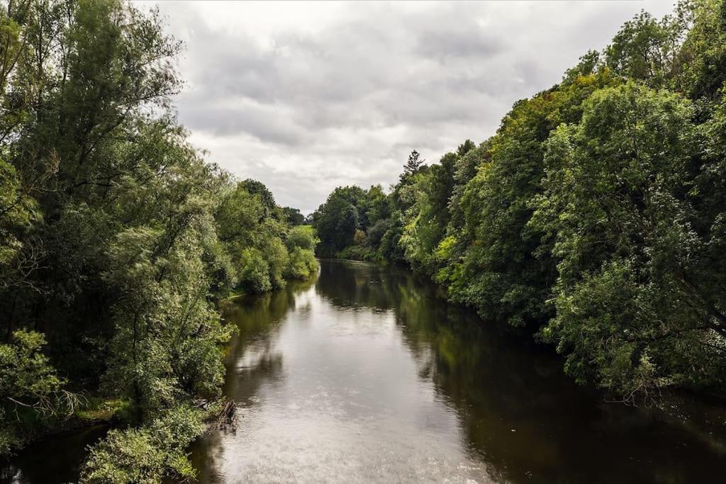 Cabalva Mill Cottage - Very Private And With Views Over The River Wye Clifford Bagian luar foto